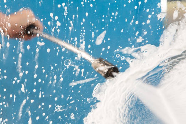 Best Roof Washing  in Country Clu, CA